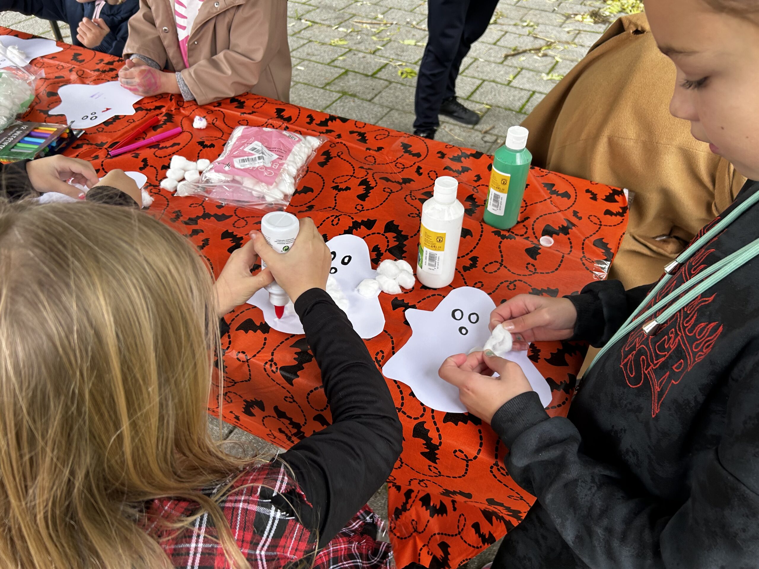 Belevingstuin omgetoverd tot spookbos, Halloween is groots gevierd